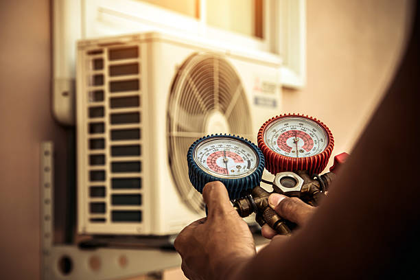 Professional Hvac Maintenance technician working in Bridgeville, DE